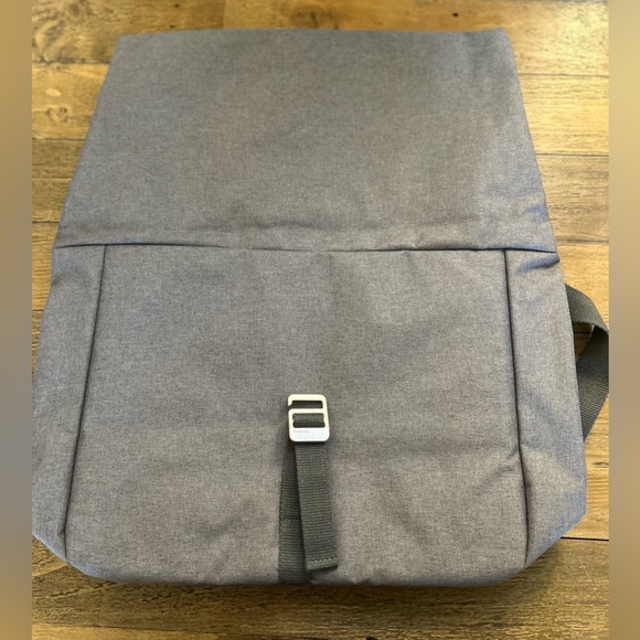 Bench Charcoal Messenger Bag - Picture 6 of 9